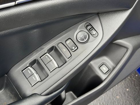 Used 2018 Honda Accord Sport image 12