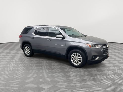 Used 2019 Chevrolet Traverse LT FWD image 41