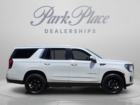 Used 2024 GMC Yukon Denali RWD image 6