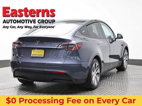 Used 2021 Tesla Model Y Long Range AWD/4WD image 5