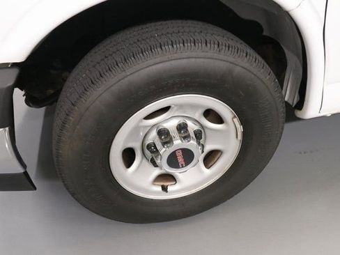 Used 2018 GMC Savana 2500 Extended image 8