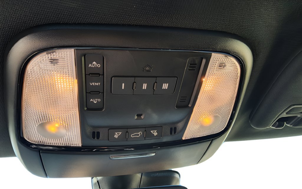 Used 2023 Dodge Durango GT AWD/4WD image 10
