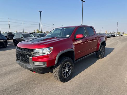 Used 2021 Chevrolet Colorado ZR2 AWD/4WD image 3