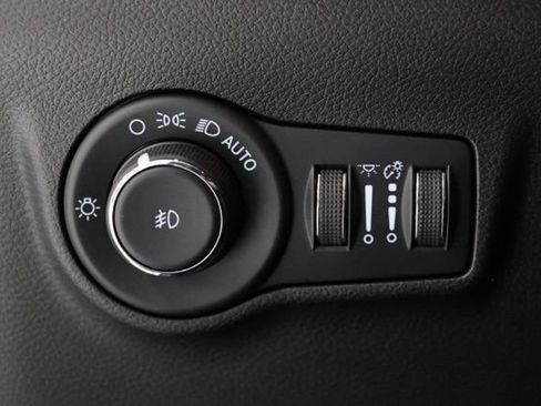 Used 2024 Jeep Compass Limited AWD/4WD image 21