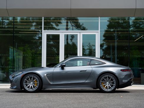 Used 2025 Mercedes-Benz AMG GT 55 image 8