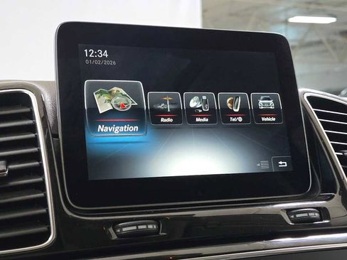 Used 2017 Mercedes-Benz GLE 350 4MATIC image 29