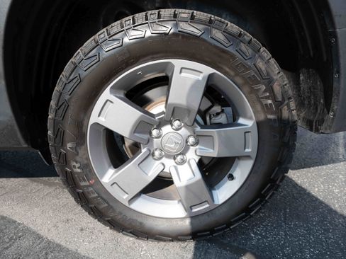 Used 2025 Honda Ridgeline TrailSport image 28