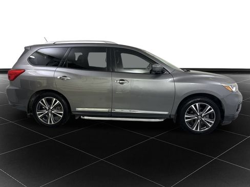 Used 2018 Nissan Pathfinder Platinum image 6