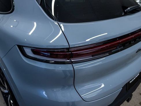 New 2026 Porsche Cayenne S AWD/4WD image 24