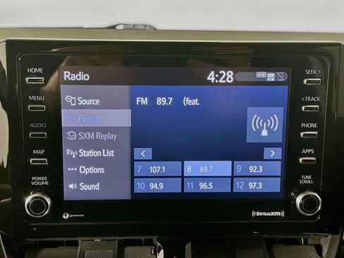 Used 2021 Toyota Corolla LE image 19