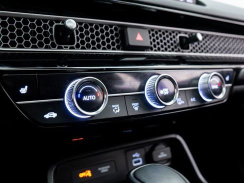 Certified 2024 Honda Civic EX-L image 25