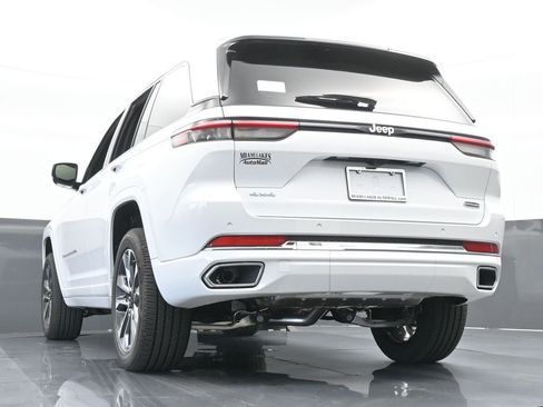 Used 2024 Jeep Grand Cherokee Overland image 53