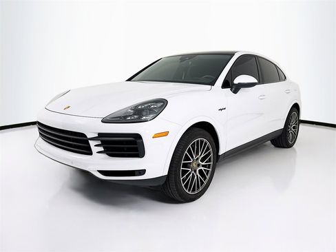 Used 2022 Porsche Cayenne Platinum Edition image 1