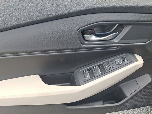 New 2025 Honda Accord SE image 9