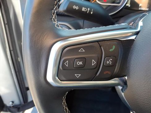 Used 2023 Jeep Gladiator Overland w/ Cold Weather Group image 19