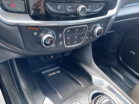 Used 2019 Chevrolet Traverse Premier AWD/4WD image 33