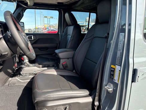New 2026 Jeep Wrangler Unlimited Rubicon 392 image 9