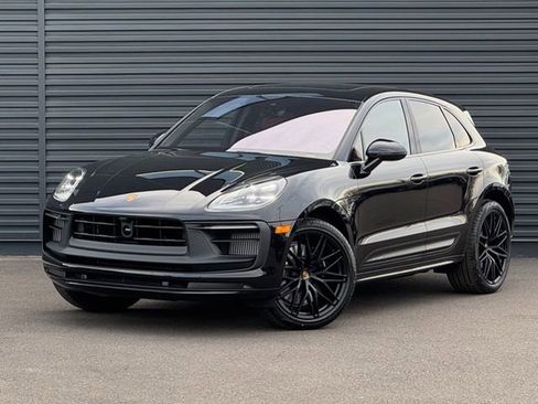 New 2026 Porsche Macan GTS image 1