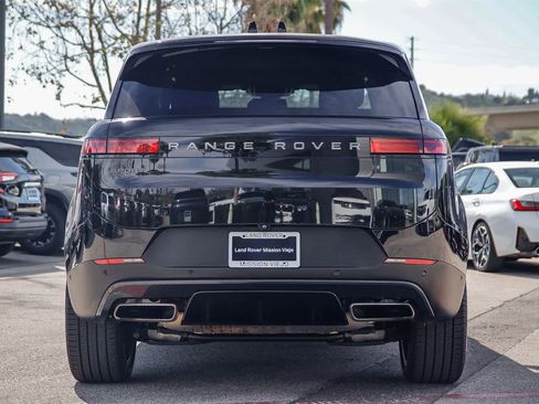 Used 2024 Land Rover Range Rover Sport SE image 5