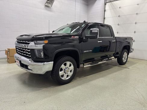 Used 2021 Chevrolet Silverado 3500 LTZ AWD/4WD image 9