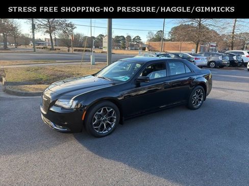 Used 2016 Chrysler 300 S w/ 300S Premium Group image 7