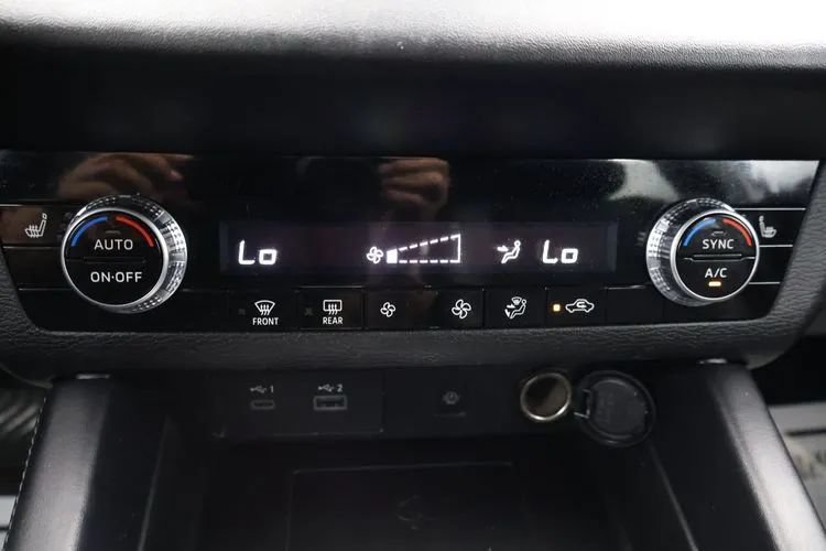 Used 2024 Mitsubishi Outlander FWD image 33