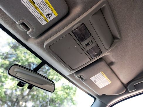 Used 2019 Nissan Frontier S image 24