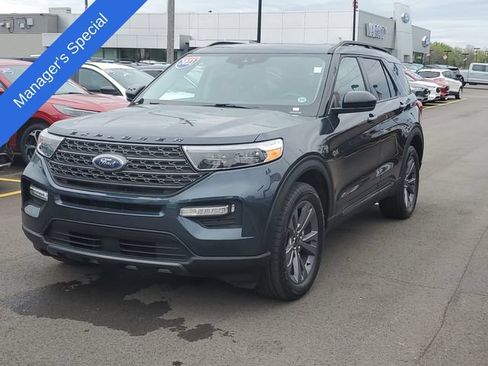 Certified 2023 Ford Explorer XLT w/ Equipment Group 202A AWD/4WD image 2