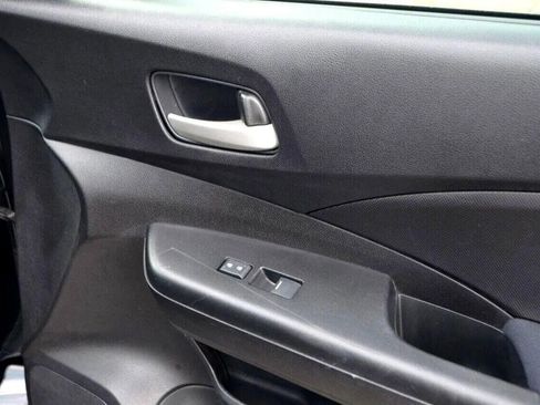Used 2015 Honda CR-V LX image 31