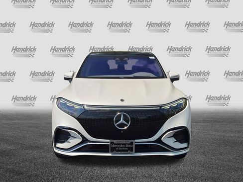 Certified 2023 Mercedes-Benz EQS 580 4MATIC SUV w/ Pinnacle Trim Package image 3