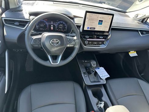 Used 2026 Toyota Corolla Cross XLE w/ Convenience Package AWD/4WD image 10