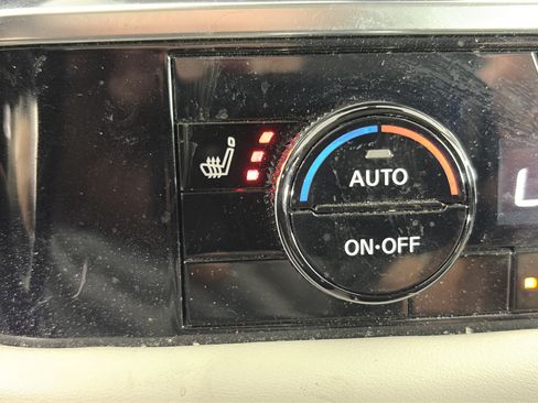 Certified 2023 Nissan Pathfinder SL AWD/4WD image 22