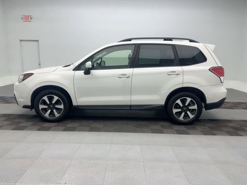 Used 2018 Subaru Forester 2.5i Premium image 2