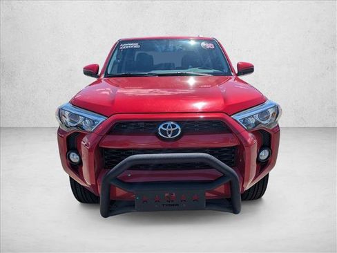 Certified 2018 Toyota 4Runner SR5 AWD/4WD image 2