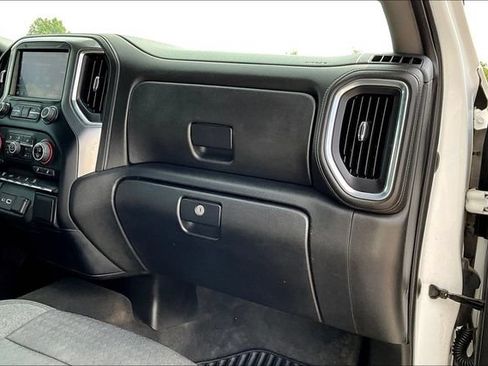 Used 2022 Chevrolet Silverado 2500 LT w/ Convenience Package AWD/4WD image 16