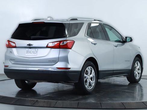 Used 2020 Chevrolet Equinox Premier w/ LPO, Floor Liner Package FWD image 12
