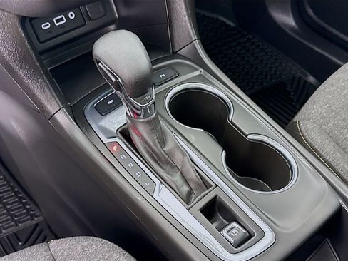 Used 2023 Chevrolet Equinox LT image 16