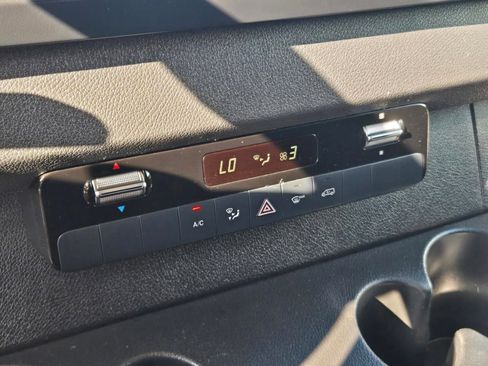 Used 2019 Mercedes-Benz Sprinter 4x4 170 image 20