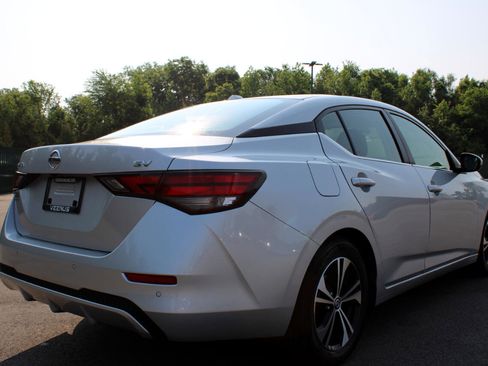 Used 2021 Nissan Sentra SV image 6