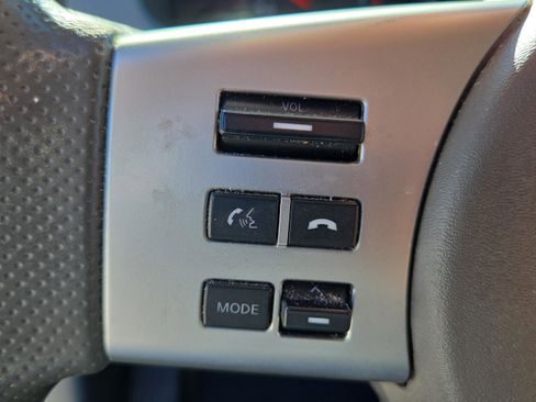 Used 2014 Nissan Frontier SV image 26