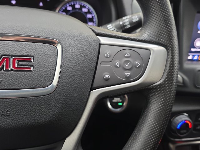 Used 2023 GMC Terrain SLE w/ Driver Convenience Package AWD/4WD image 17