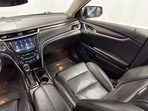 Used 2019 Cadillac XTS Luxury image 28