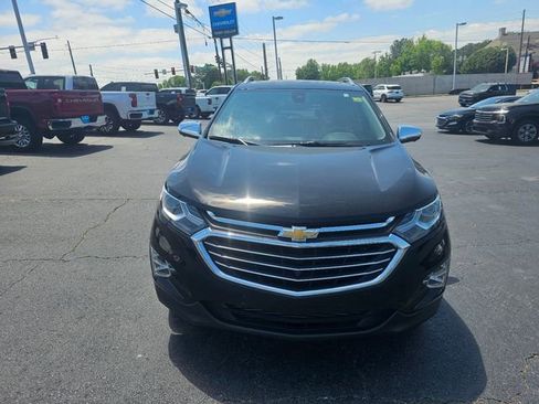 Used 2020 Chevrolet Equinox Premier FWD image 3