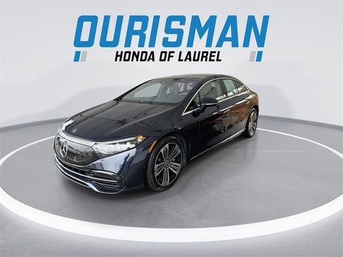 Used 2022 Mercedes-Benz EQS 580 4MATIC Sedan image 4