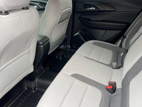 Used 2021 Chevrolet TrailBlazer LT w/ Convenience Package image 9