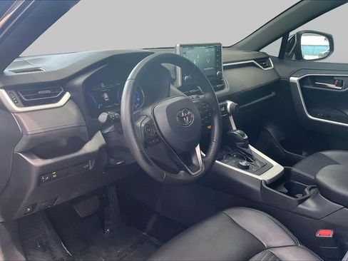 Used 2021 Toyota RAV4 XSE AWD/4WD image 18