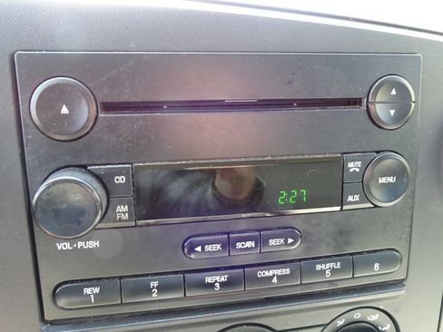 Used 2005 Ford F250 XLT AWD/4WD image 30