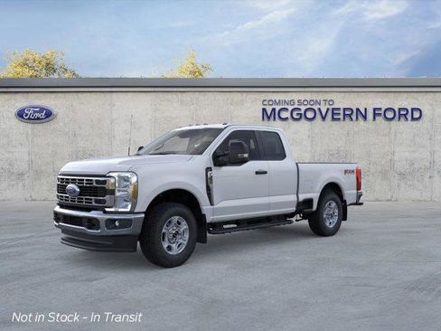 New 2026 Ford F350 XLT w/ FX4 Off-Road Package AWD/4WD image 2