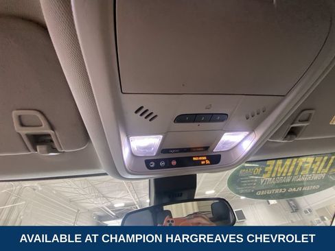 Used 2020 Chevrolet Equinox LT w/ Driver Convenience Package FWD image 25