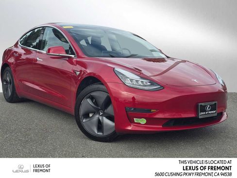 Used 2019 Tesla Model 3 Standard Range image 1